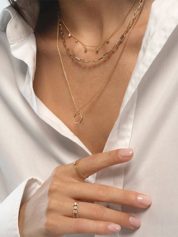 How to wear multiple pieces of jewelry together