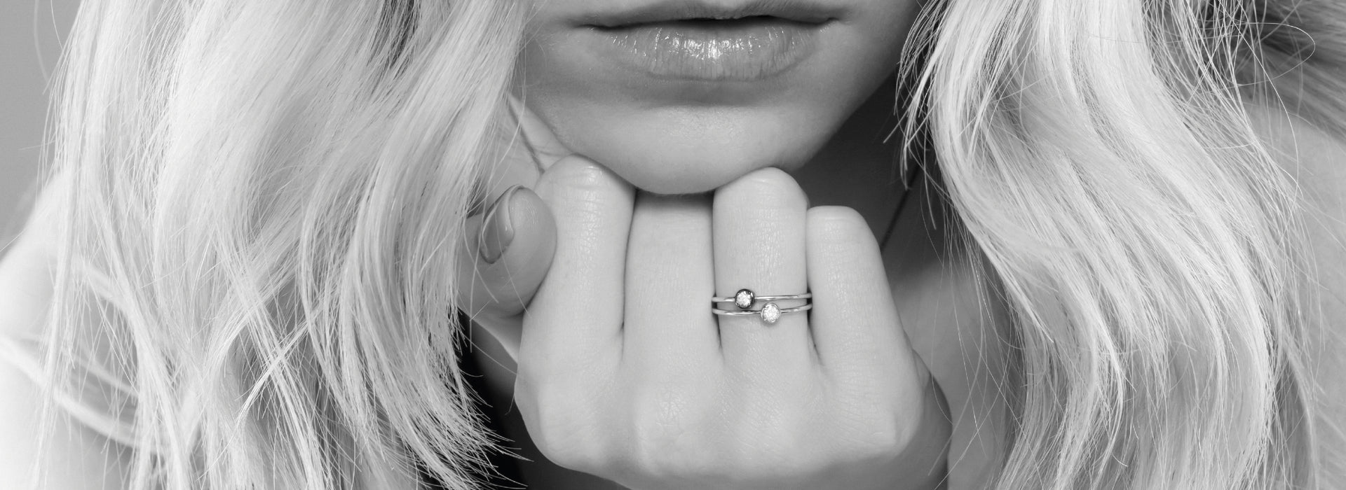 BEE Solitaire Rings